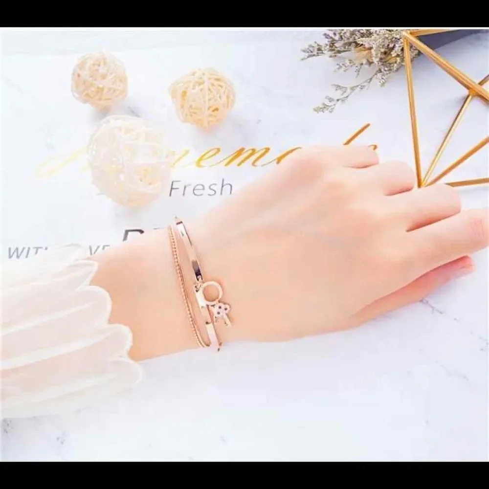 Key 18kt Gold Plated Copper Bracelet